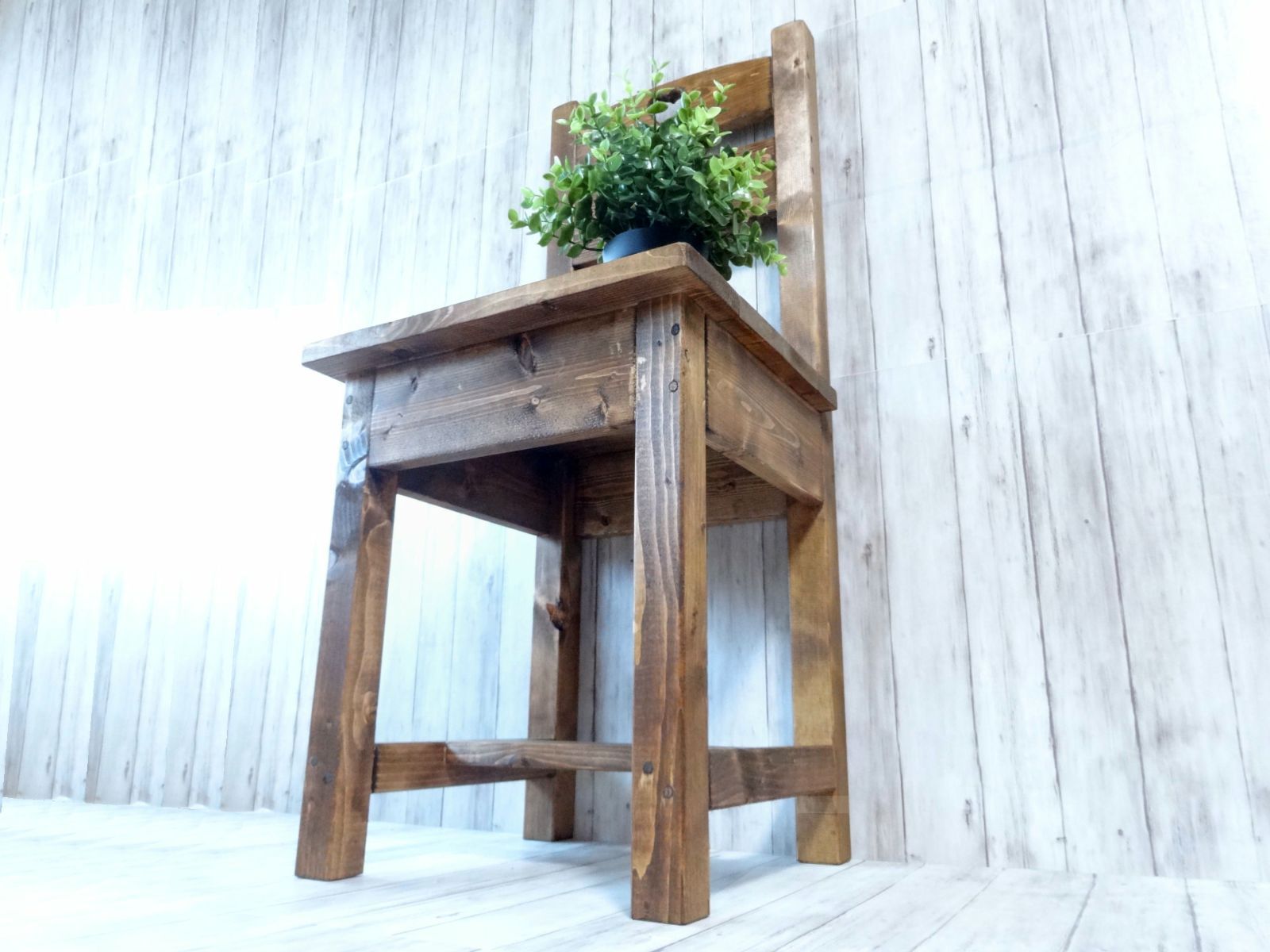 ハンドメイド 一人掛けチェア ハートタイプ（チーク色）