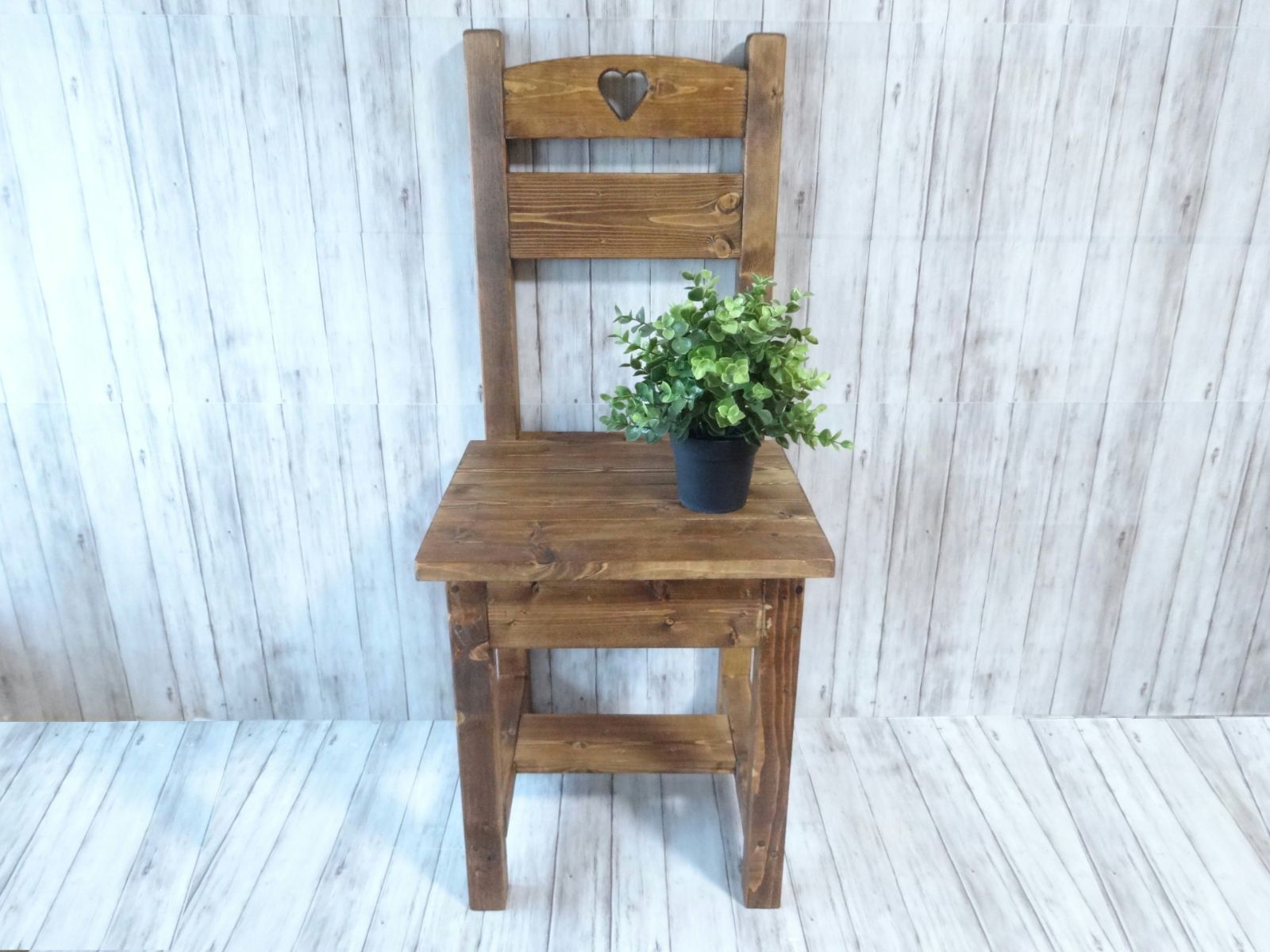 ハンドメイド 一人掛けチェア ハートタイプ（チーク色）