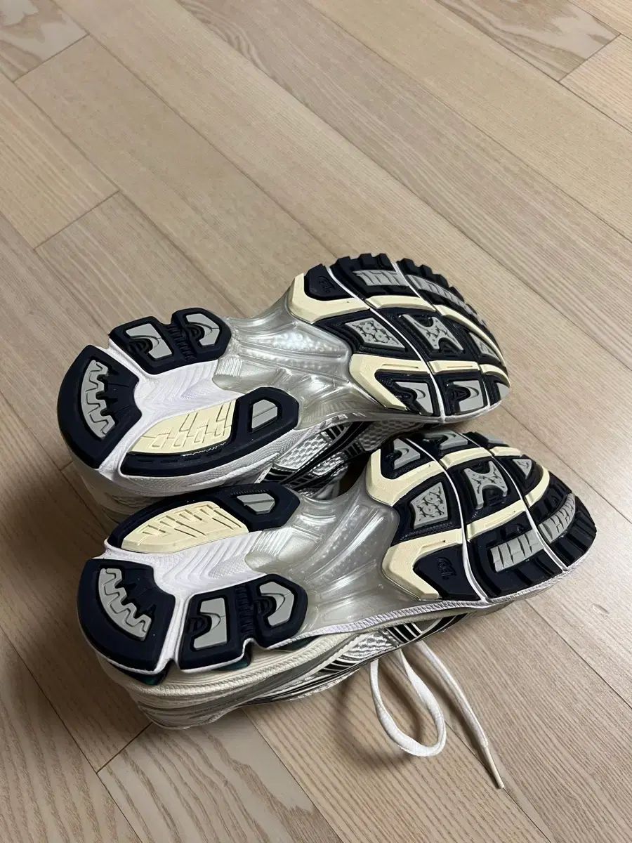 アシックス ゲル