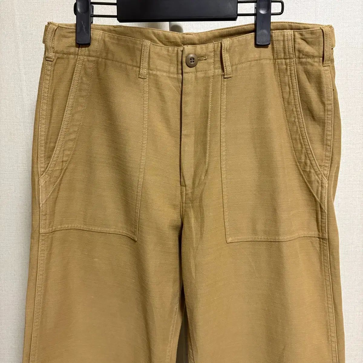 궁호 バッグサテン ファティーグパンツ | ベージュ M 32