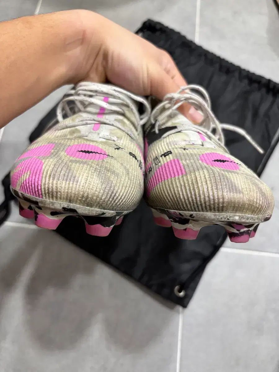 サッカーシューズ FG