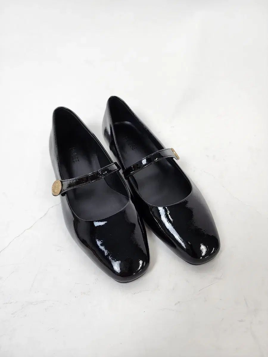 ビーミュウズ 現ベニューエット 靴 ハンドメイド メリージェーン 001