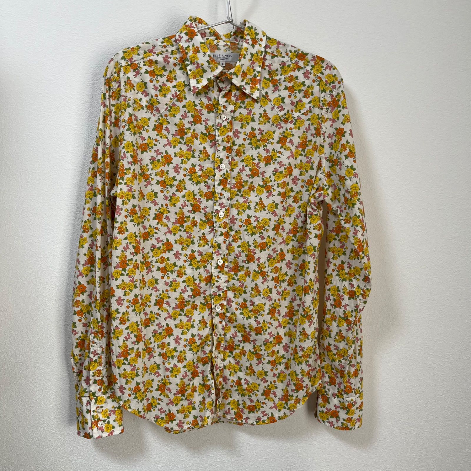 ⭐️新品未使用　ユナイテッドアローズ　エンボスフラワートップス BEAUTY&YOUTH UNITED ARROWS（ビューティーアンドユースユナイテッド