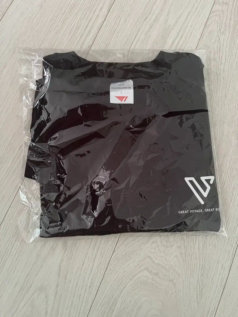 人気セール，品質保証 キム・スンリ 2026 t1 BIG チーム Tシャツ その他