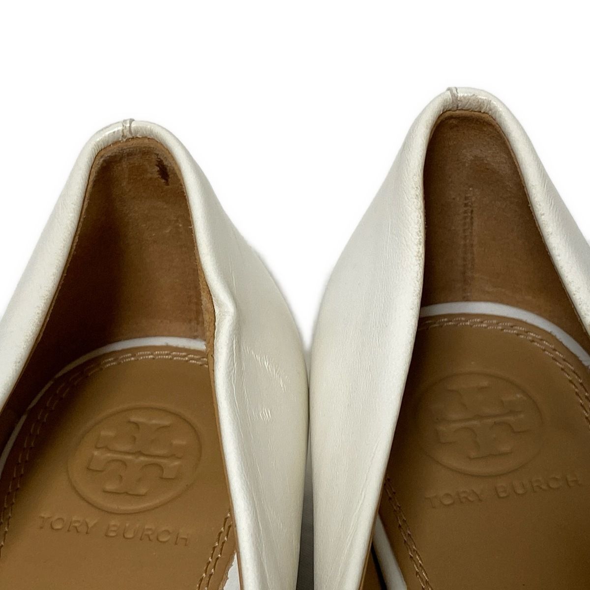 TORY BURCH(トリーバーチ) フラットシューズ 7 C レディース - 白