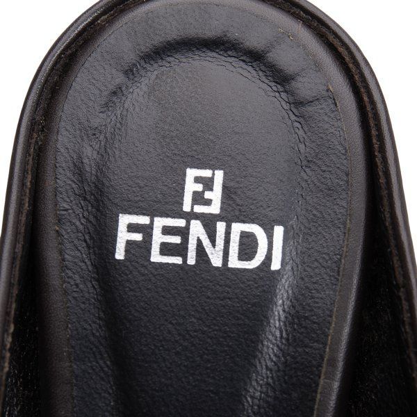 フェンディFENDI ズッカ柄ミュール 黒ベージュ36(23.5) - メルカリ