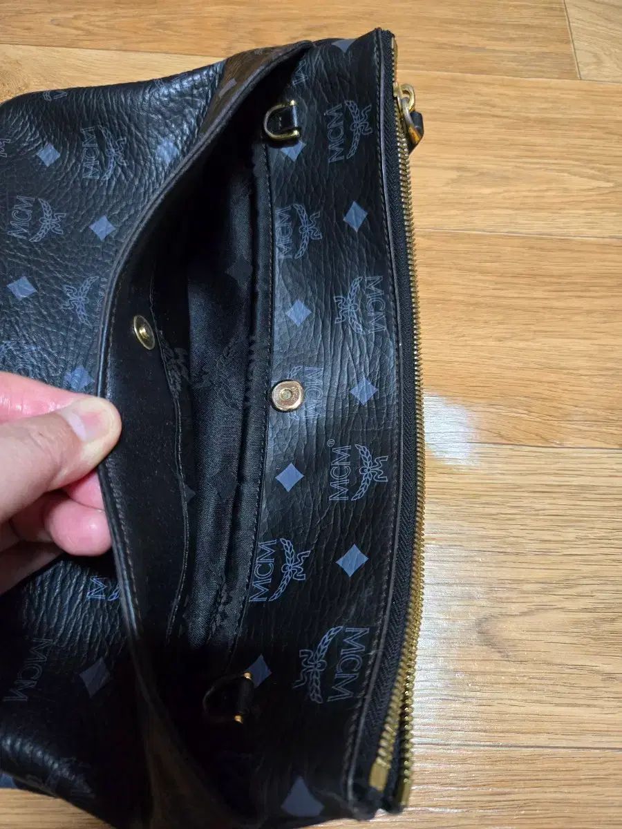  MCM ブラック ヴィセトス クラッチバッグ クラッチバッグ バッグ