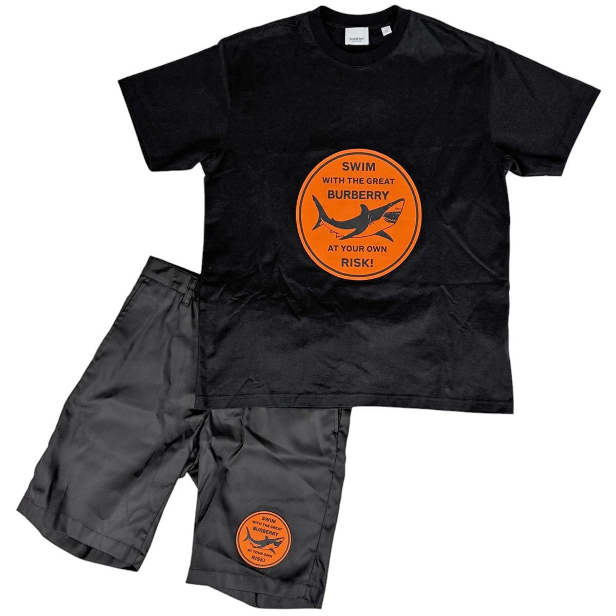 古着 Burberrys セットアップ 半袖シャツ バーバリー ショートパンツ バーバリー BURBERRY シャークグラフィック セットアップ ハーフパンツ