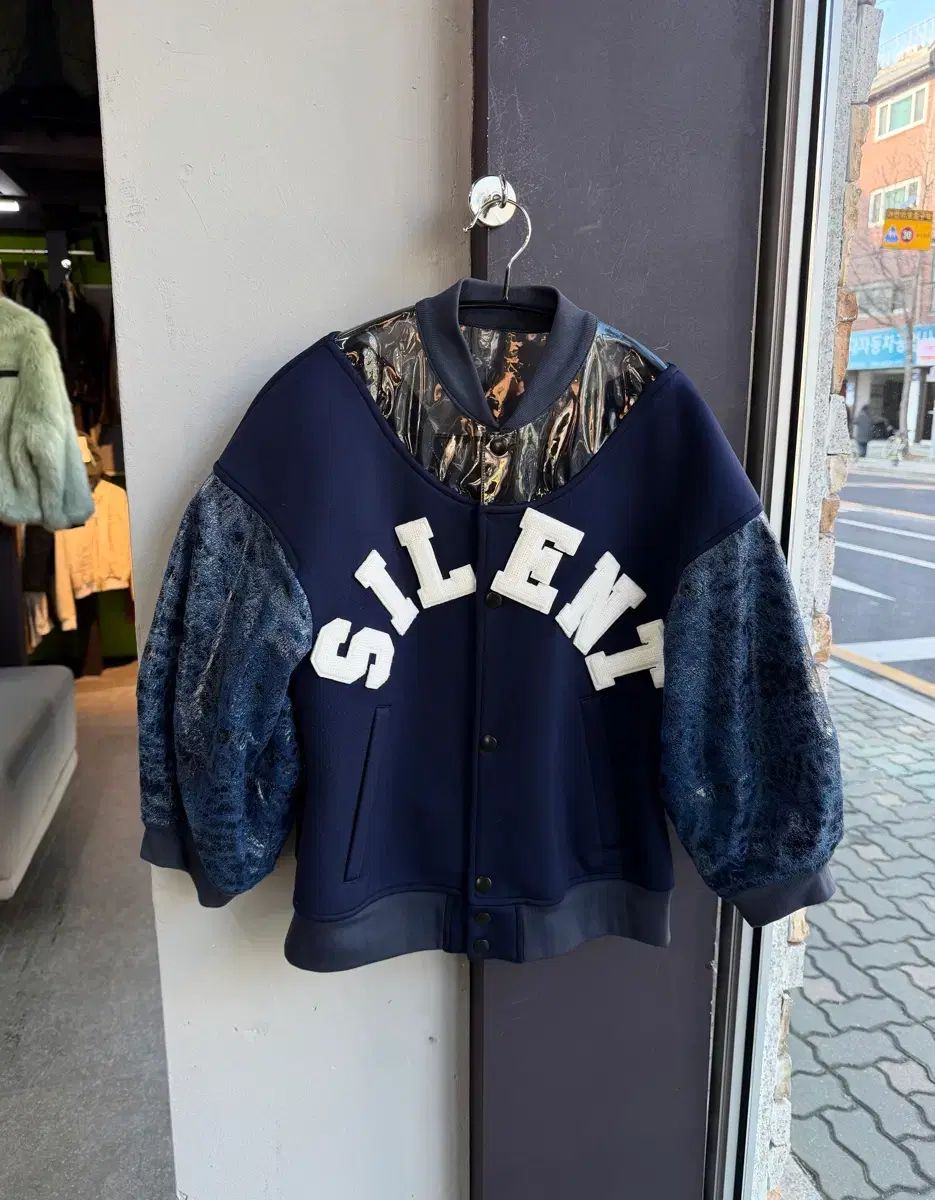 アンダーカバー