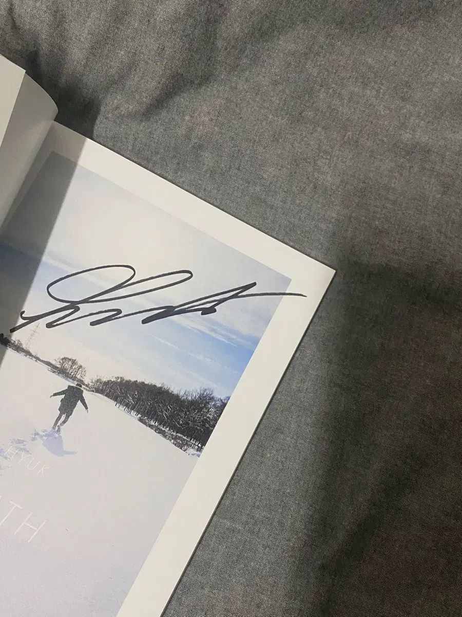 俳優ナム ジュヒョク サイン入り写真集