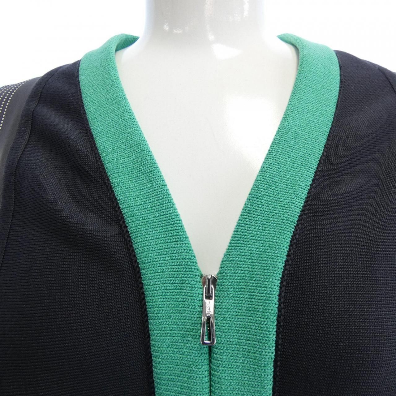 エルメス HERMES BOUCLERIE MODERNE BANDANA *96-7722 ツイルレーヌ