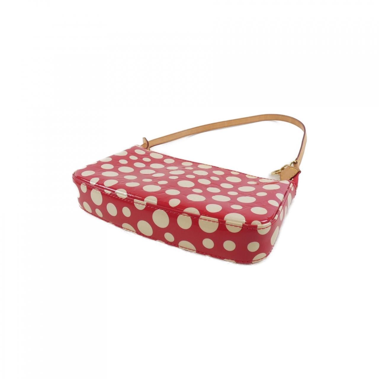 ルイヴィトン ドット インフィニティ ヤヨイクサマ ポシェット アクセソワール M 91428 ポーチ