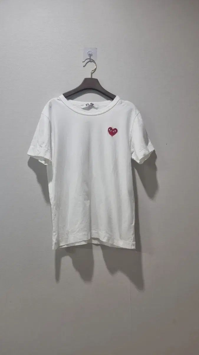 COMME des GARCONS PLAY レッド ハート 半袖Tシャツ