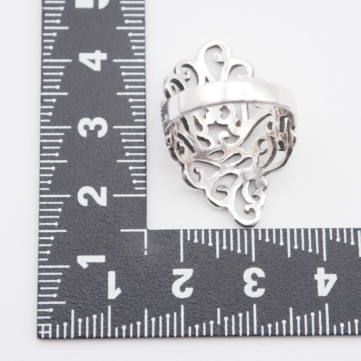 J694 ヴィンテージ 925刻印 リング 透かし彫り デザイン シルバー 指輪