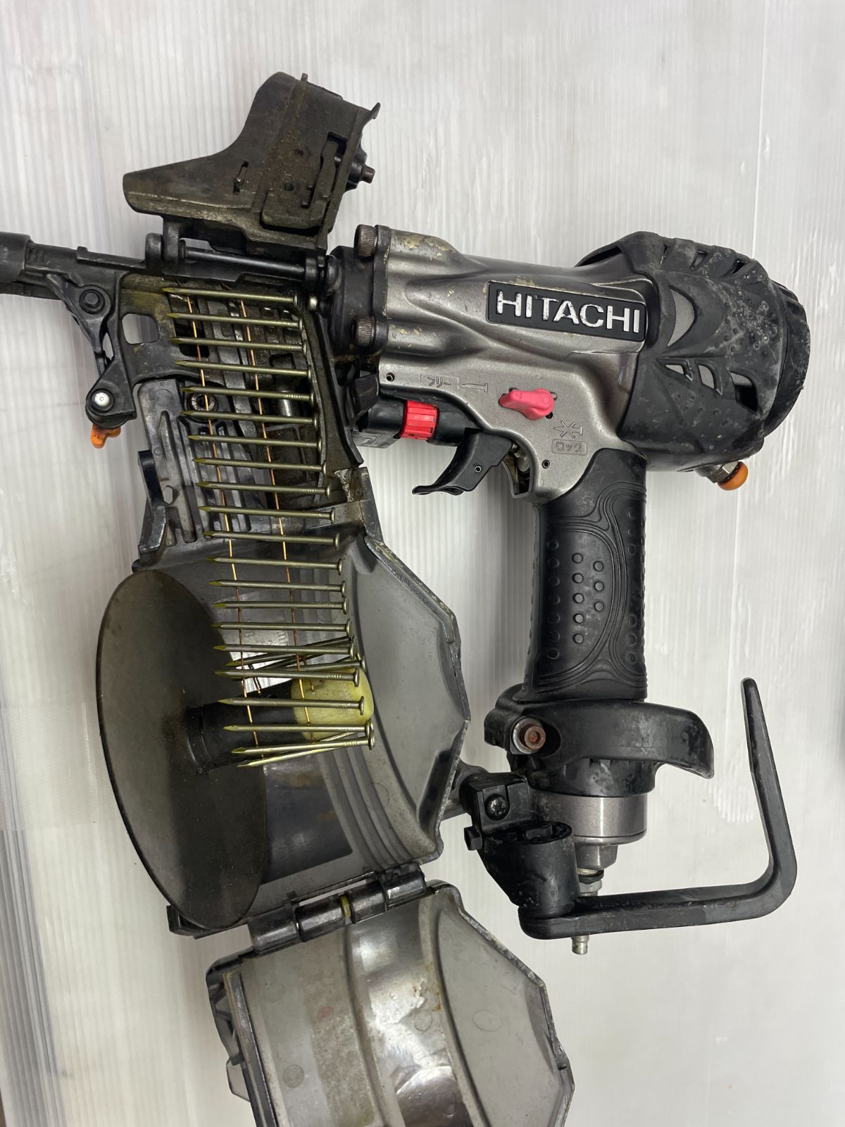 HITACHI エア釘打機 NV 65 HMC 12 c 30
