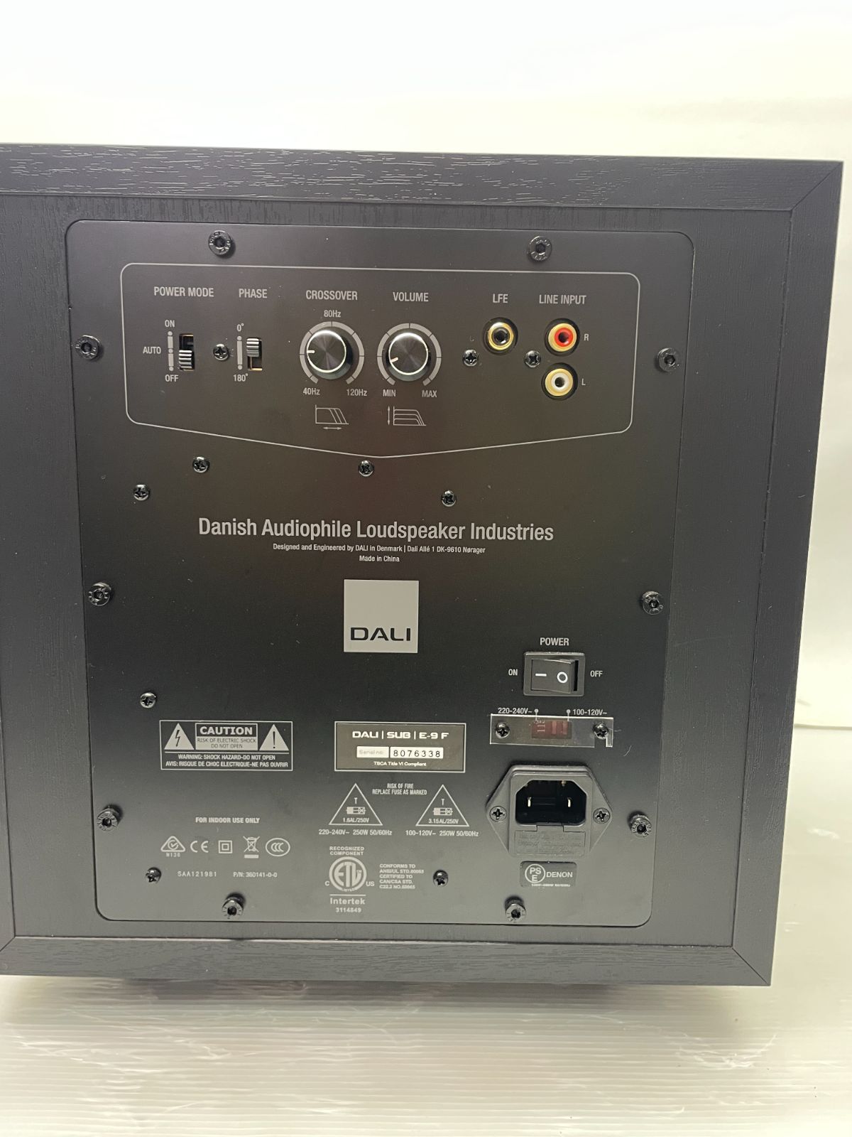 サブウーファー E