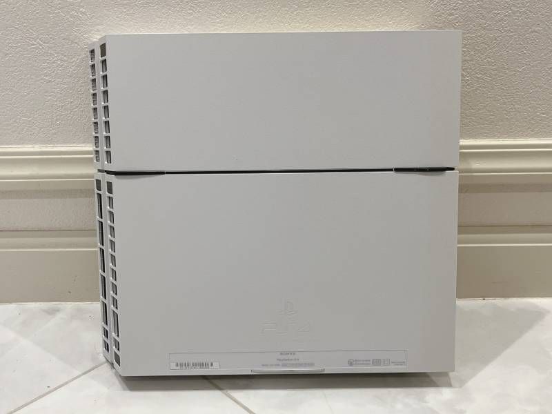 SONY PlayStation 4 CUH-1100 A プレステ4 ホワイト み