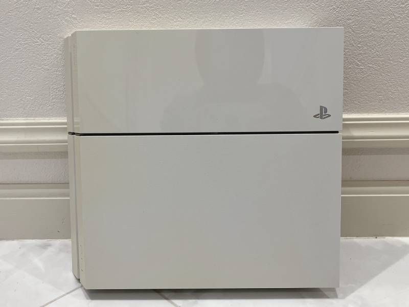 SONY PlayStation 4 CUH-1100 A プレステ4 ホワイト 初期化済み