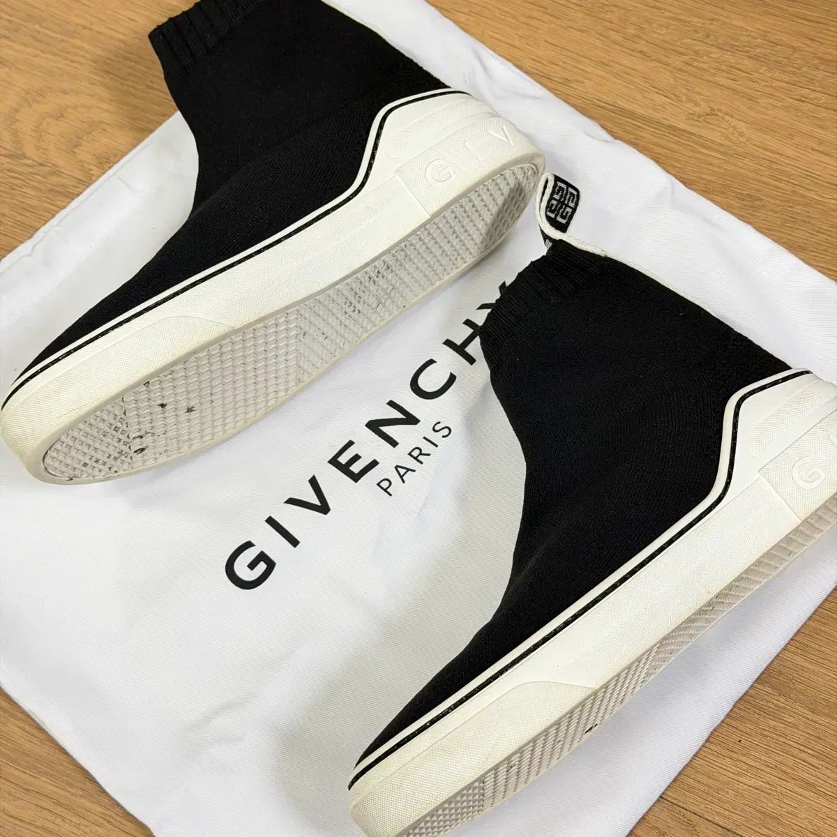Givenchy ジバンシィ 靴