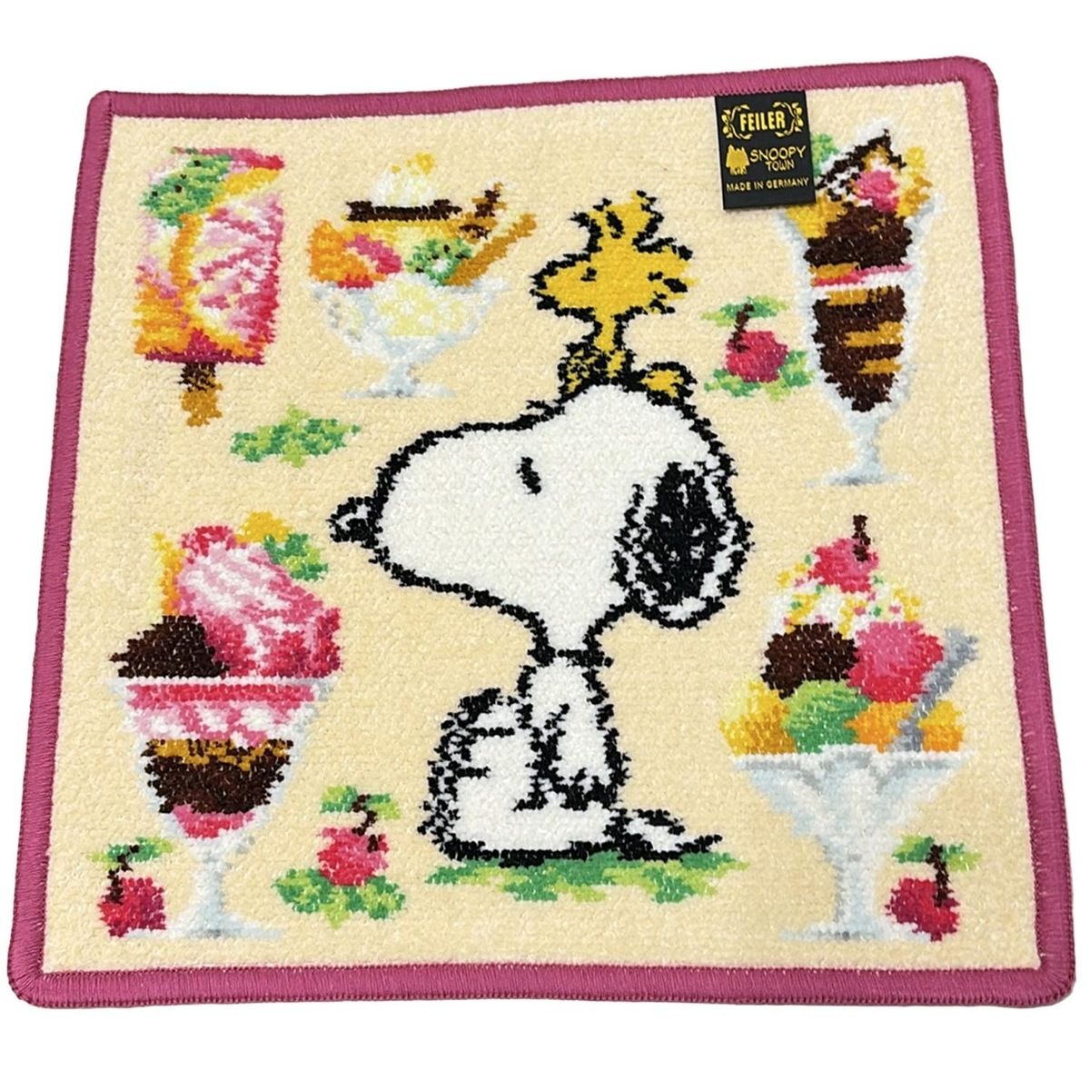 FEILER フェイラー 小物 - ベージュ×ピンク×マルチ ハンドタオル スヌーピー ウッドストック パフェ柄 SNOOPY TOWNコラボ
