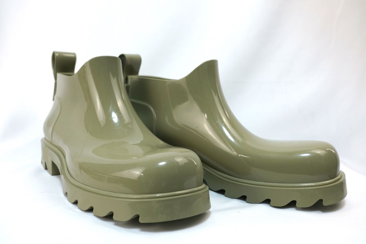 BOTTEGA VENETA ボッテガヴェネタ ラバー ブーツ SHINY RUBBER シャイニーラバー トラバーチン 約30 cm 680510 V 1 AJ 0 3025