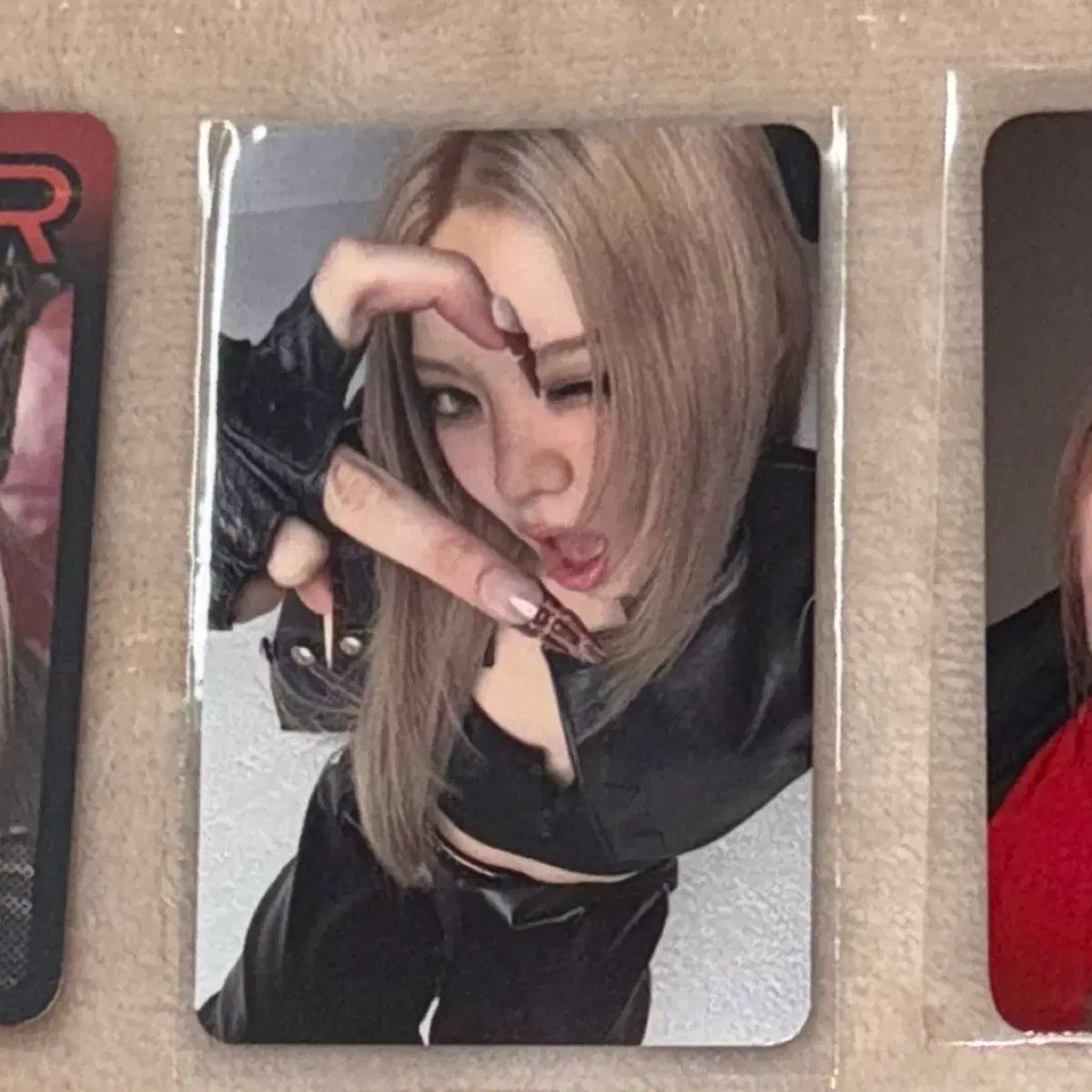 オールデイ プロジェクト ポップアップ ベイリー アパレル トレカ