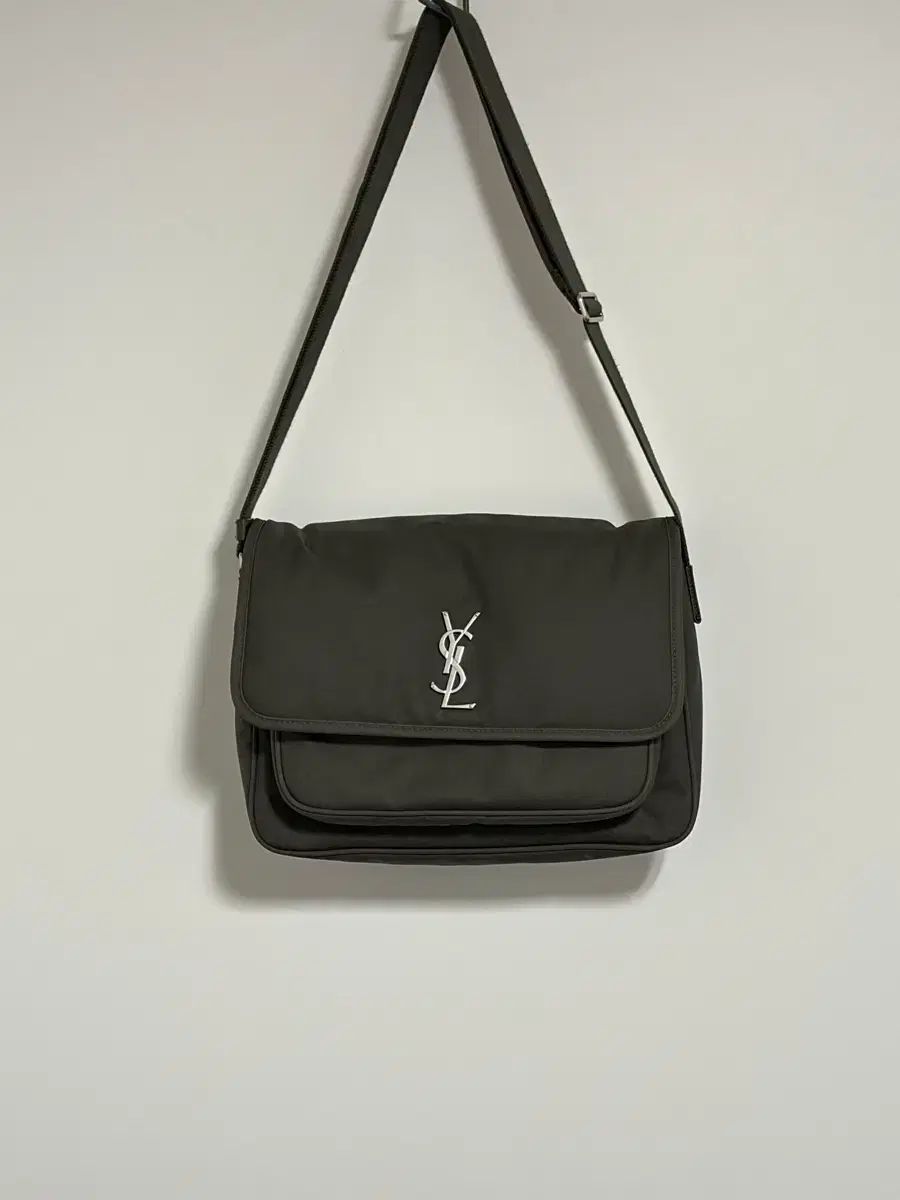 Saint Laurent サンローラン ニキ ナノ クロスバック ラージ