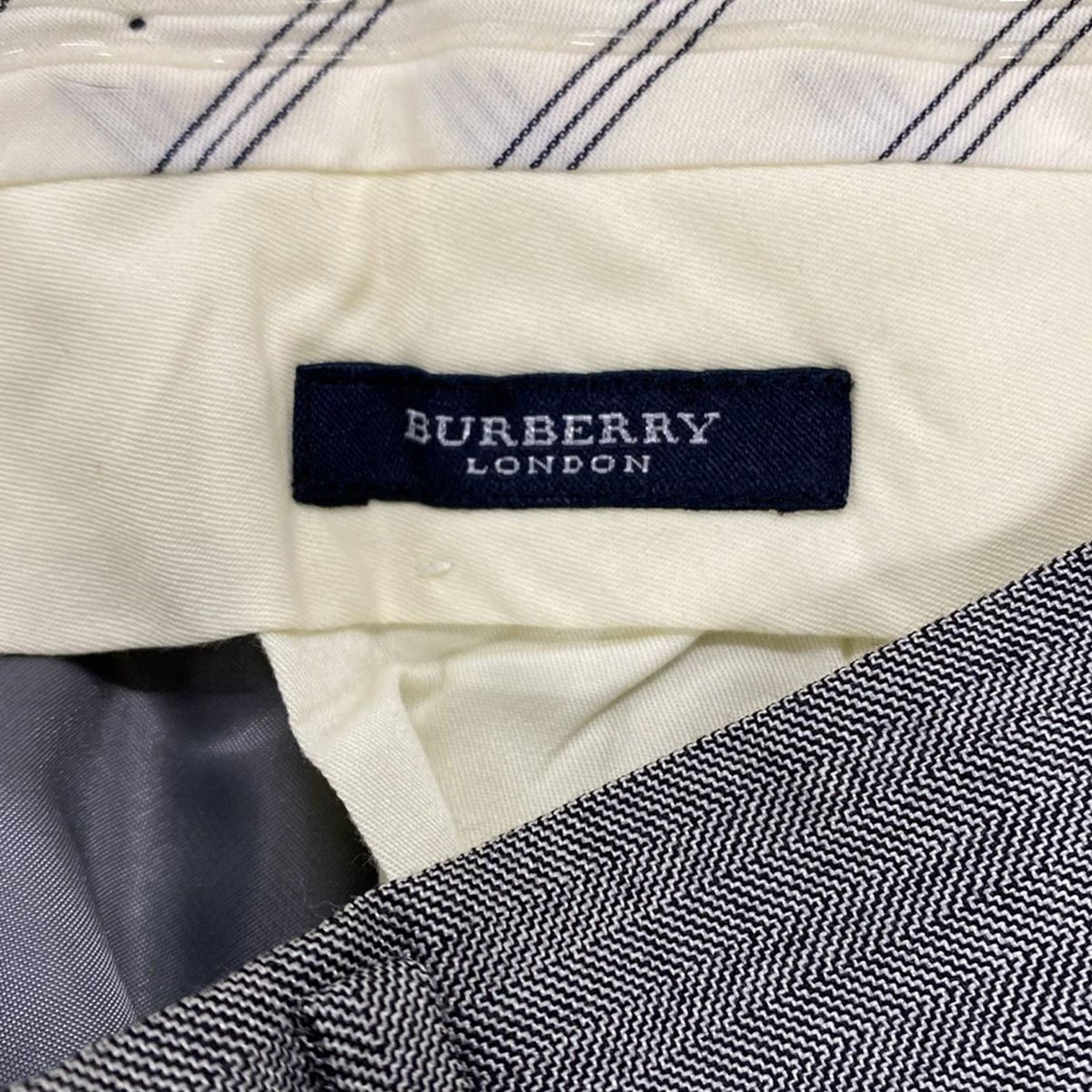Burberry LONDON(バーバリーロンドン) パンツ サイズ79 メンズ美品