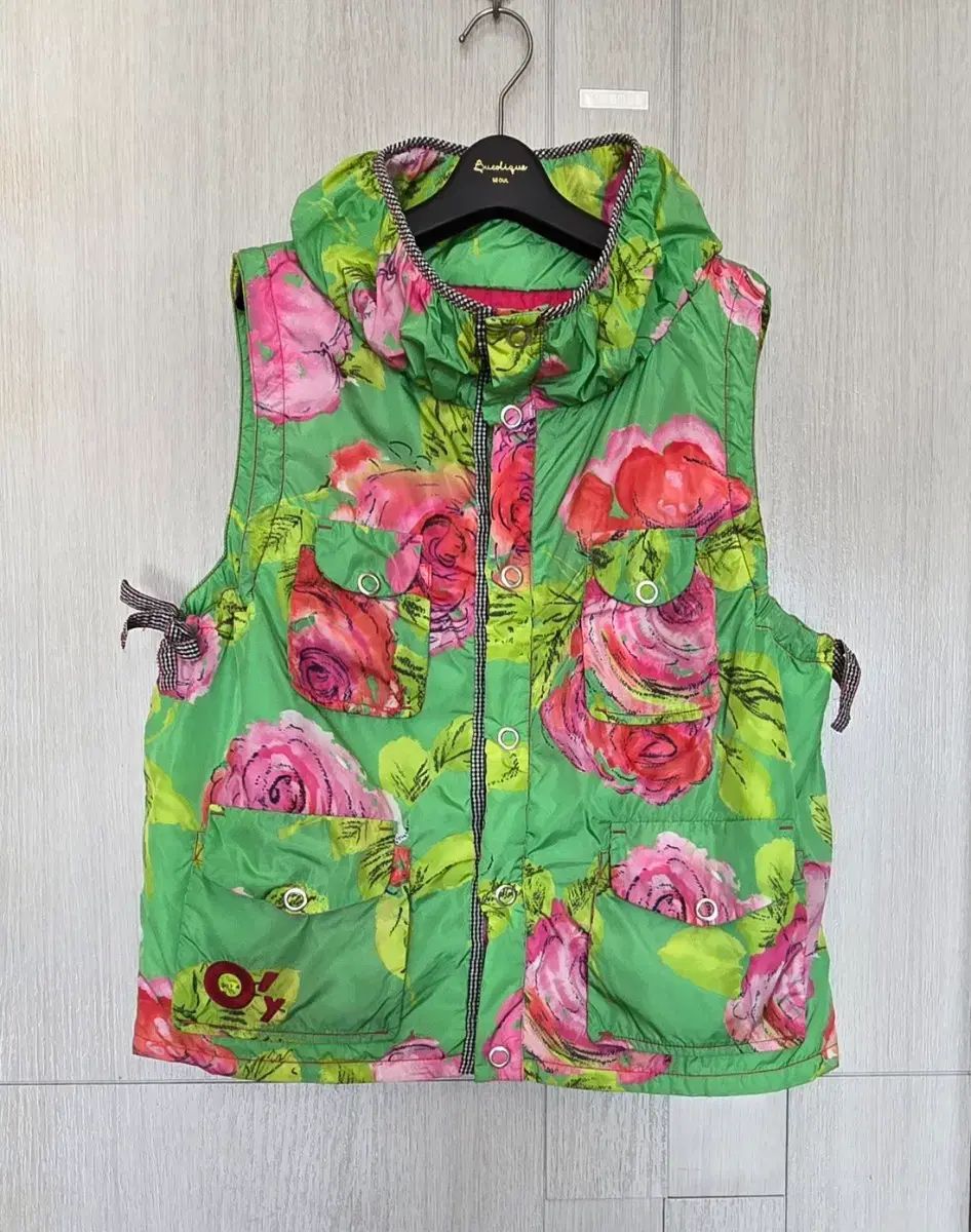 77 77반 実寸参考 ポルトガル 製造 OILILY ダウン ベスト