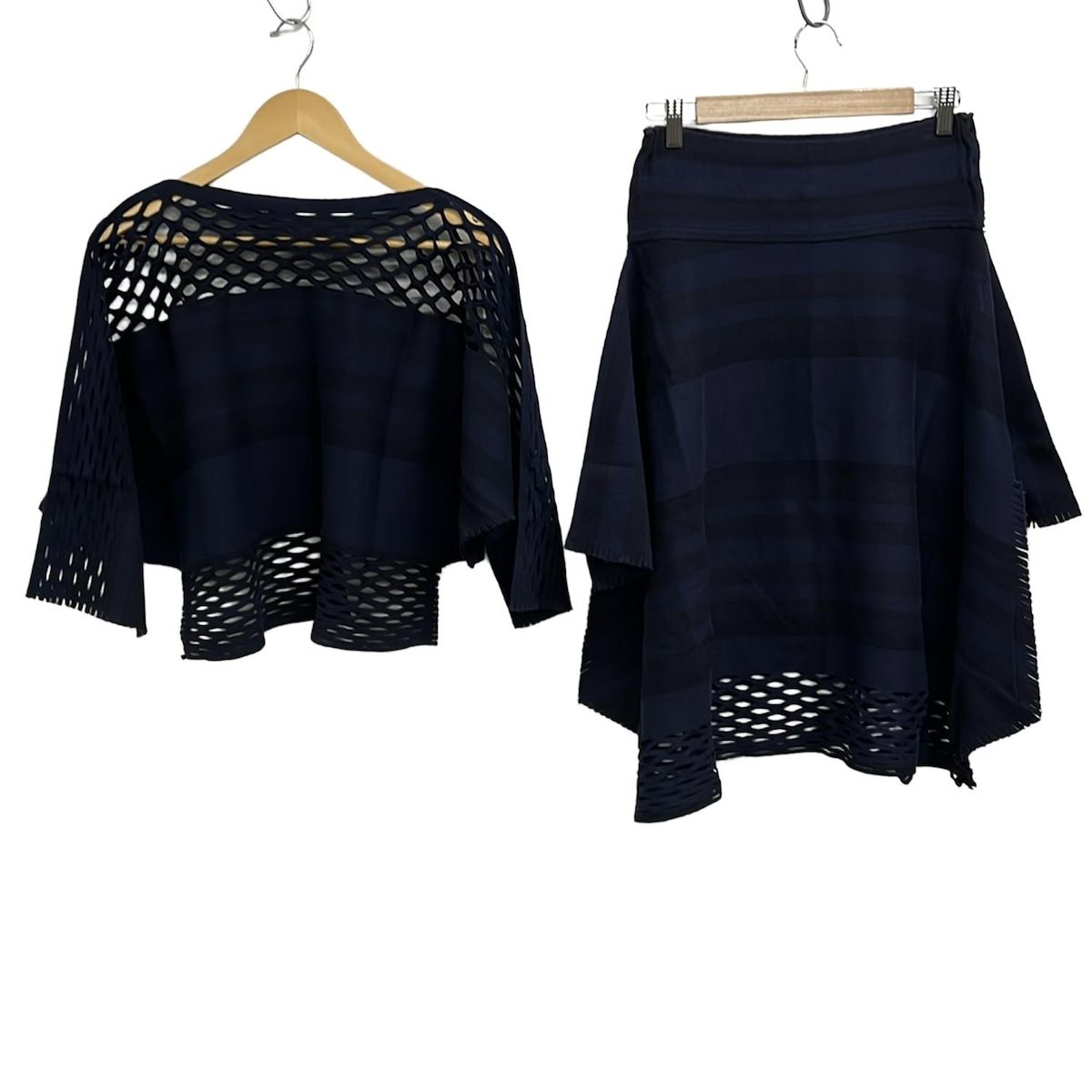 イッセイミヤケ スカートセットアップ サイズ2 M レディース - ネイビー×黒 A.POC INSIDE|ボーダー|ウエストゴム