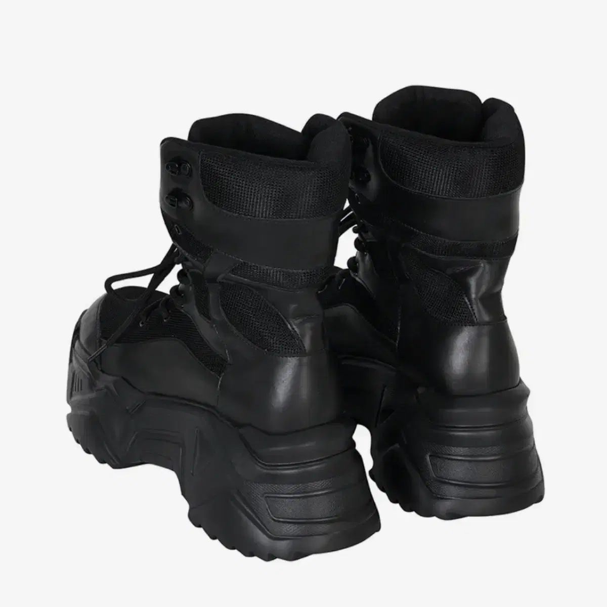 スニーカー ブラック