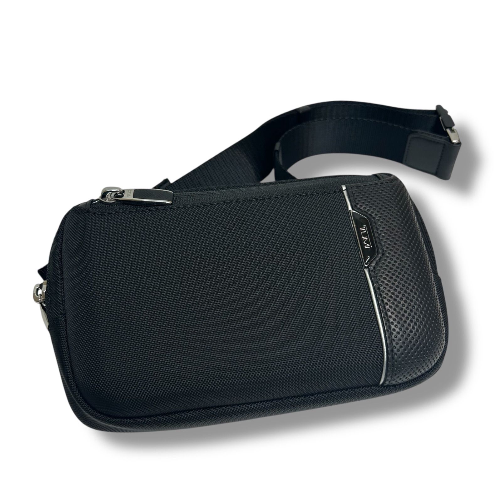 TUMI トゥミ ARRIVE アリヴェ Messina Utility Pouch メッシーナ