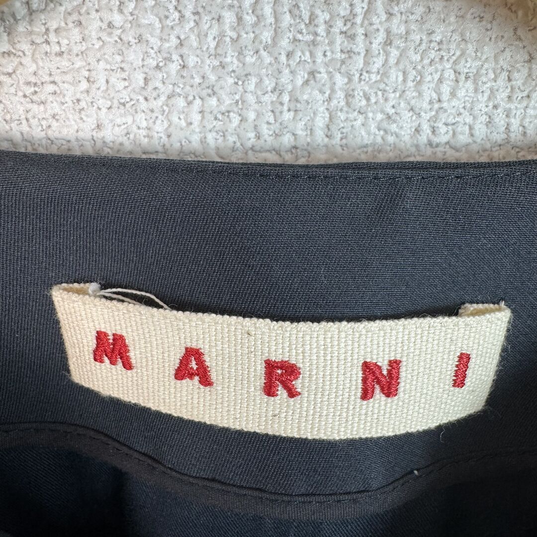 MARNI マルニ プルオーバー ブラウス 無地 ブラック 36サイズ レディース 古着 モード シンプル MARNI マルニ プルオーバー ブラウス 無地 ブラック 36サイズ