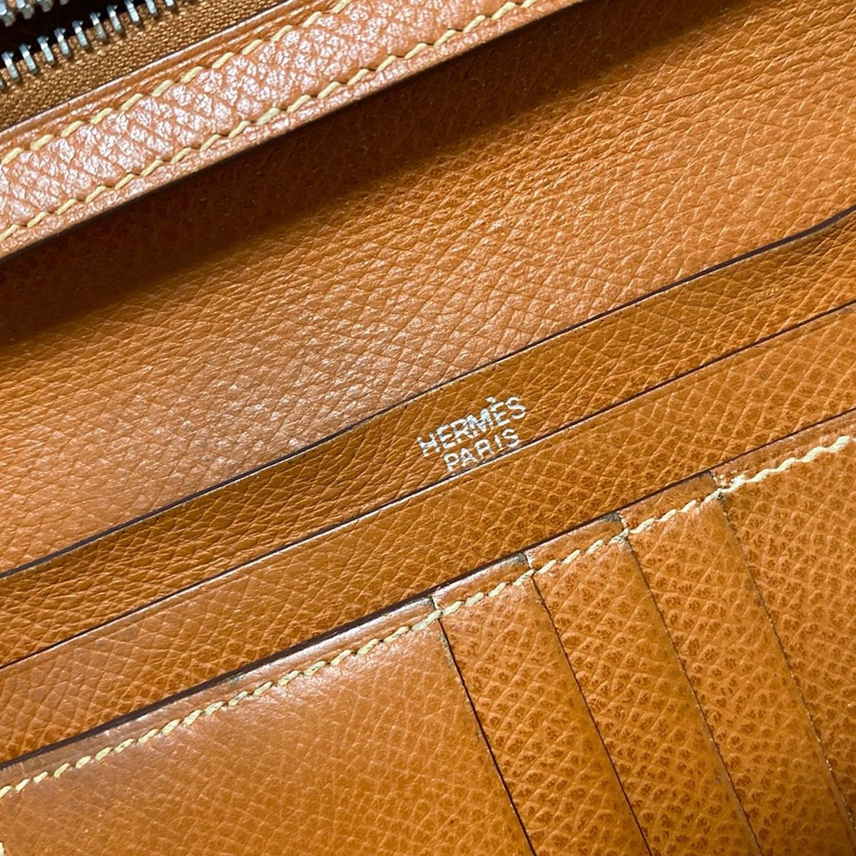 HERMES(エルメス) 2つ折り財布 ベアンコンパクト ゴールド 新型金具