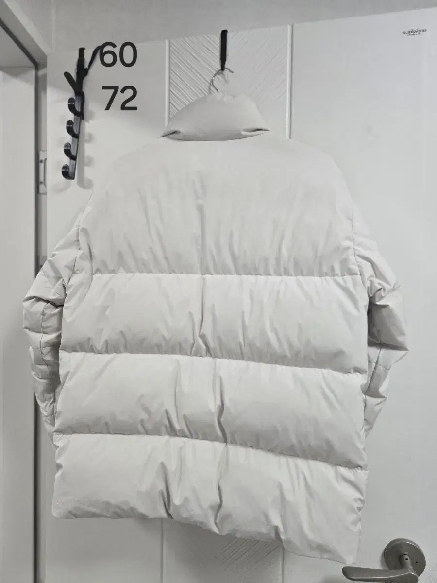 BLACK YAK オルゴール ダックダウン