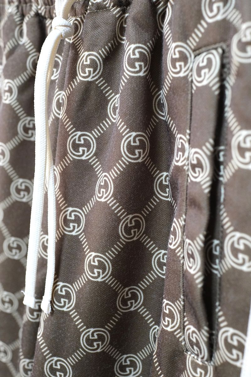  GUCCI グッチ GGジャガード インターロッキング Gスナップ ジョギング パンツ トラックパンツ ベージュ XXXSサイズ 150 56 Y ジョガーパンツ スウェットパンツ パンツ