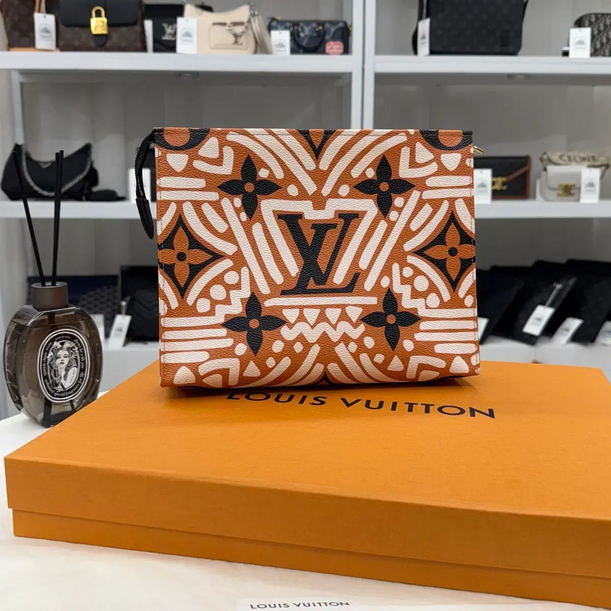 ルイヴィトン トゥー イル マム 26 クラッチバッグ キャラメル クリーム