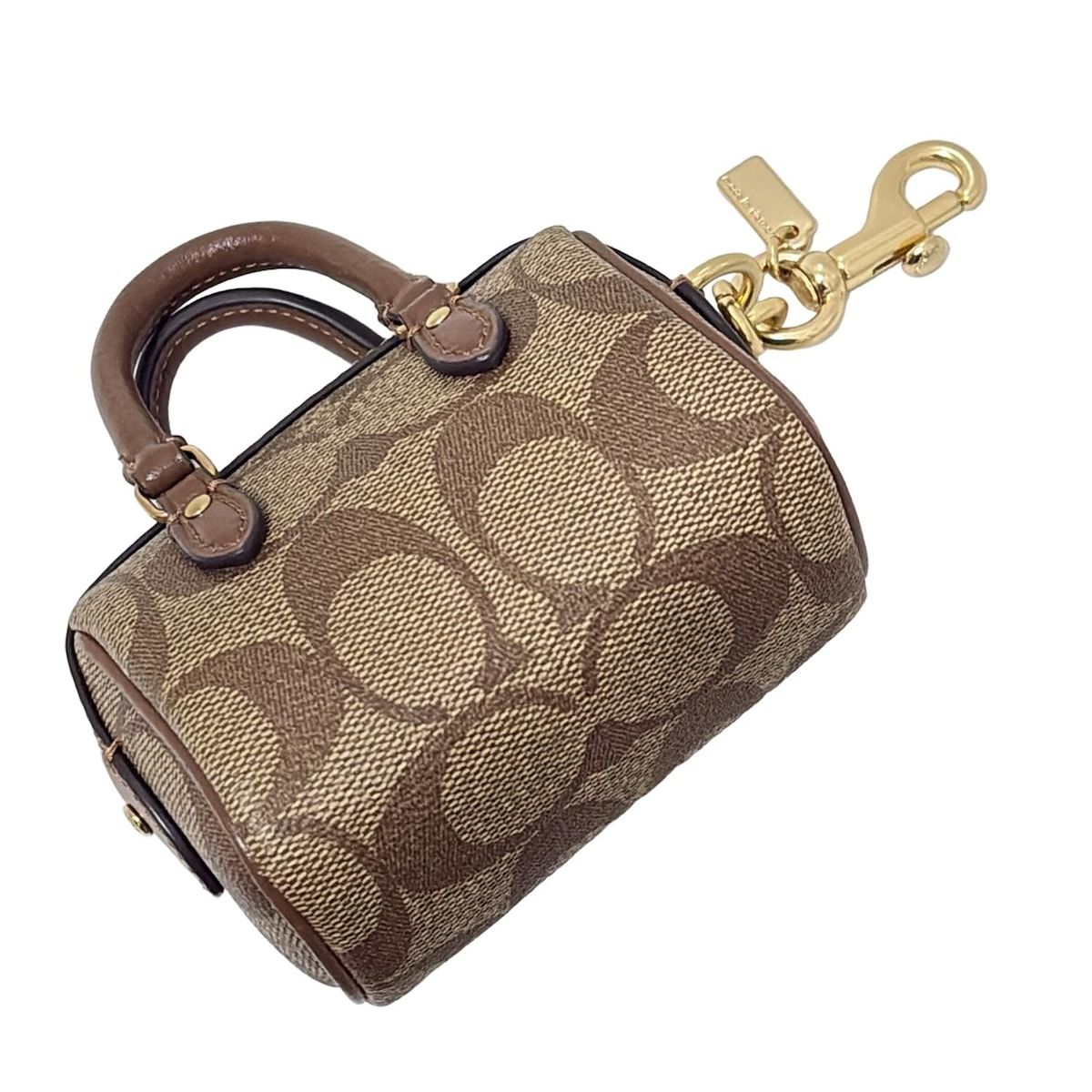 COACH コーチ キーホルダー チャーム - カーキ×ゴールド シグネチャー柄 バッグモチーフ レザー