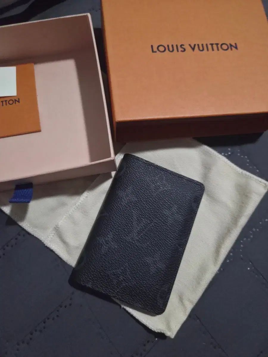 ルイヴィトン エクリプス オーガナイザー