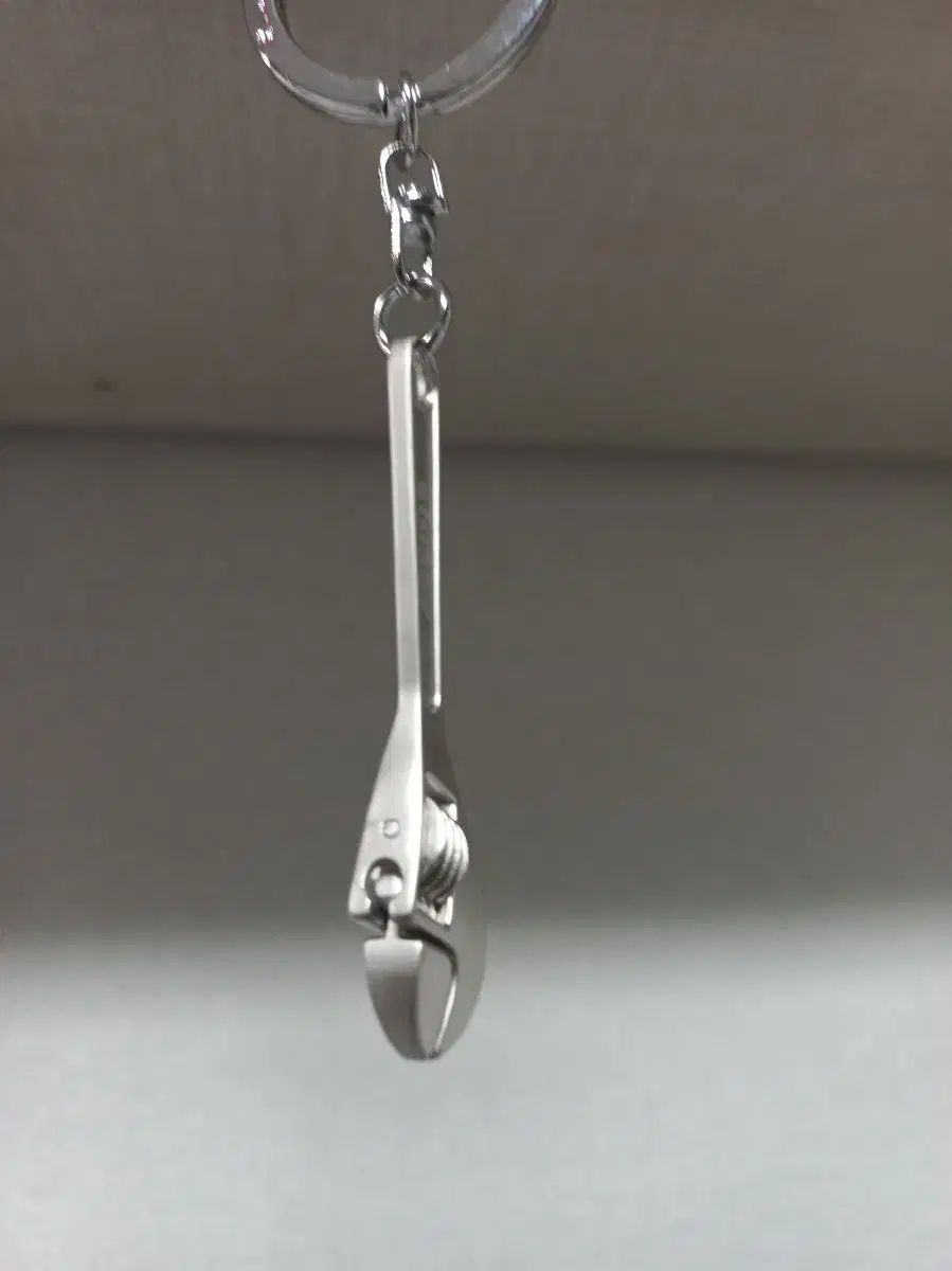 STUSSY レンチ キーホルダー S級 クリーム