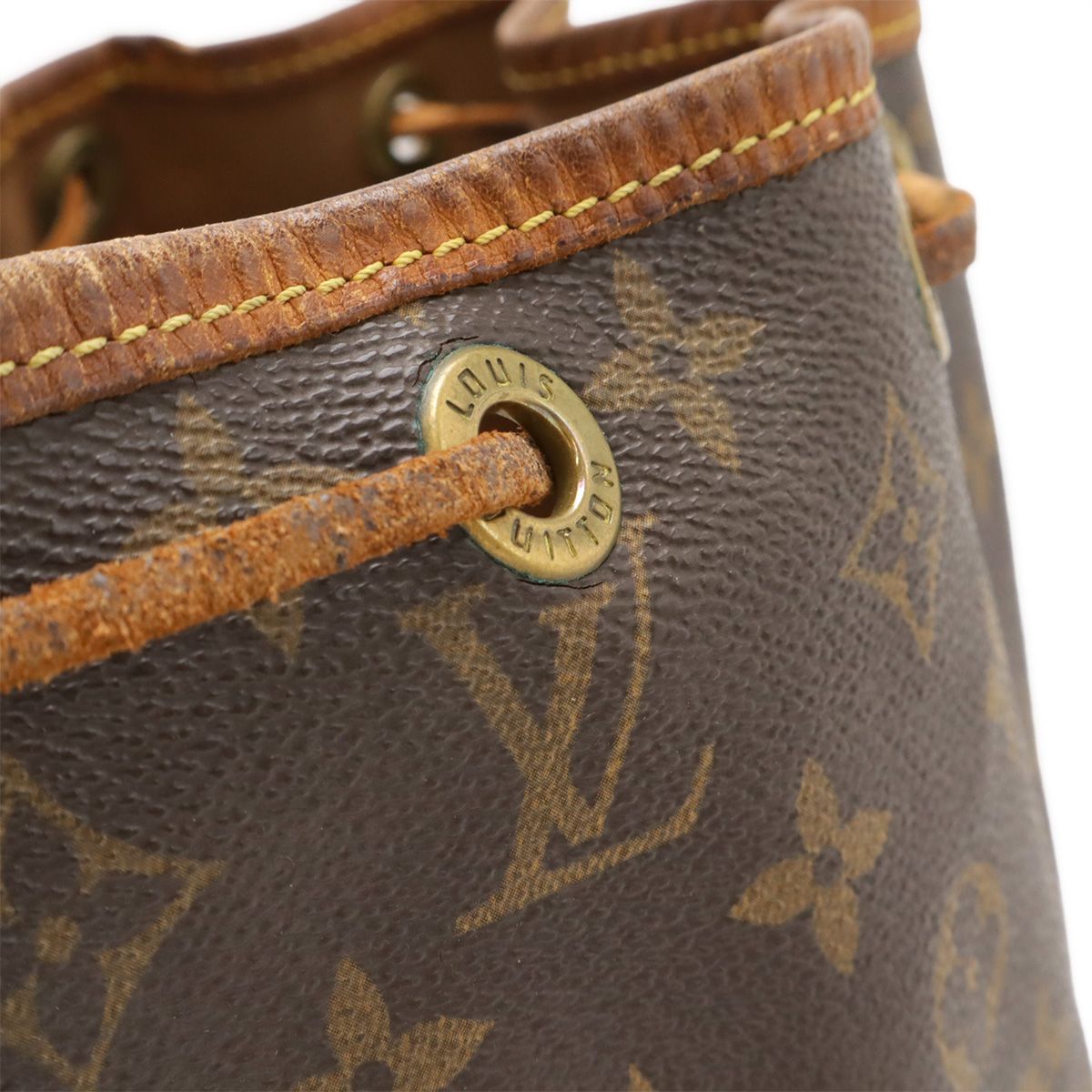 LOUIS VUITTON ルイ ヴィトン モノグラム プチノエ ショルダーバッグ