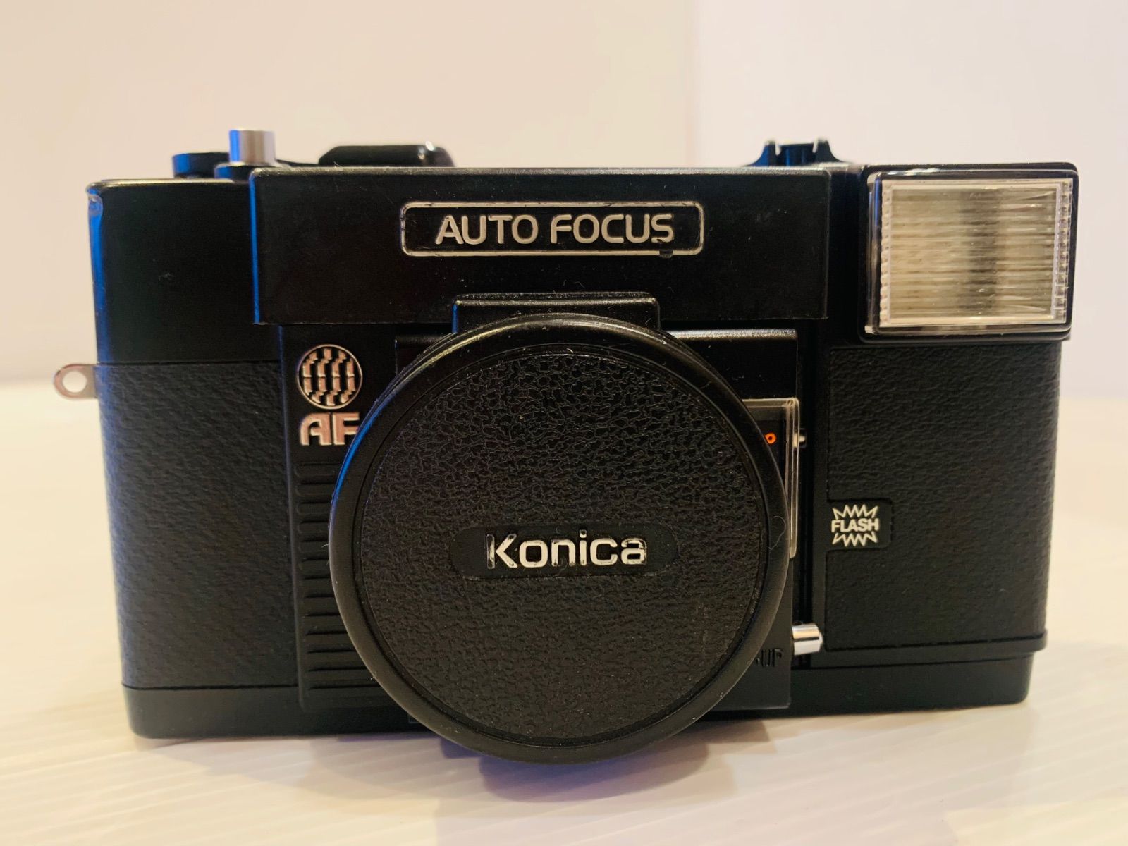 訳あり】フィルムカメラ Konica C35 AF【ジャスピンコニカ】 - メルカリ