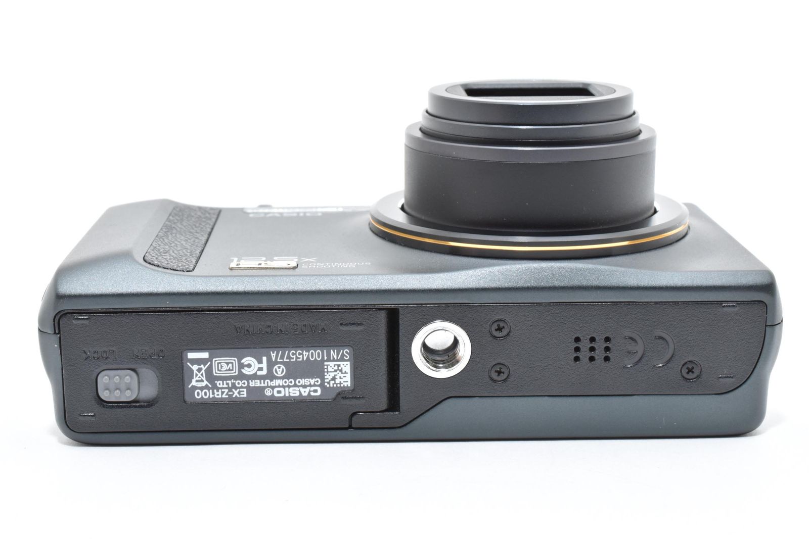 □ 美品 □ カシオ CASIO EX-ZR100 節約 ブラック ≪バッテリー2個