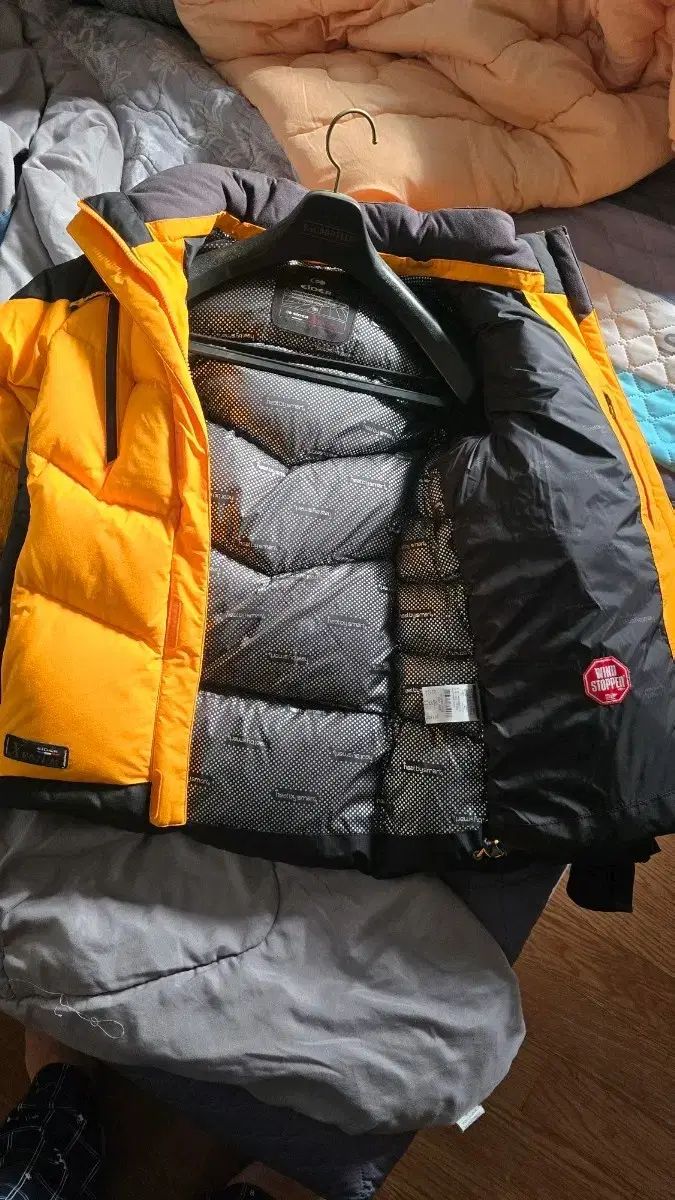 アイダー キャンピロ ダウン アウター