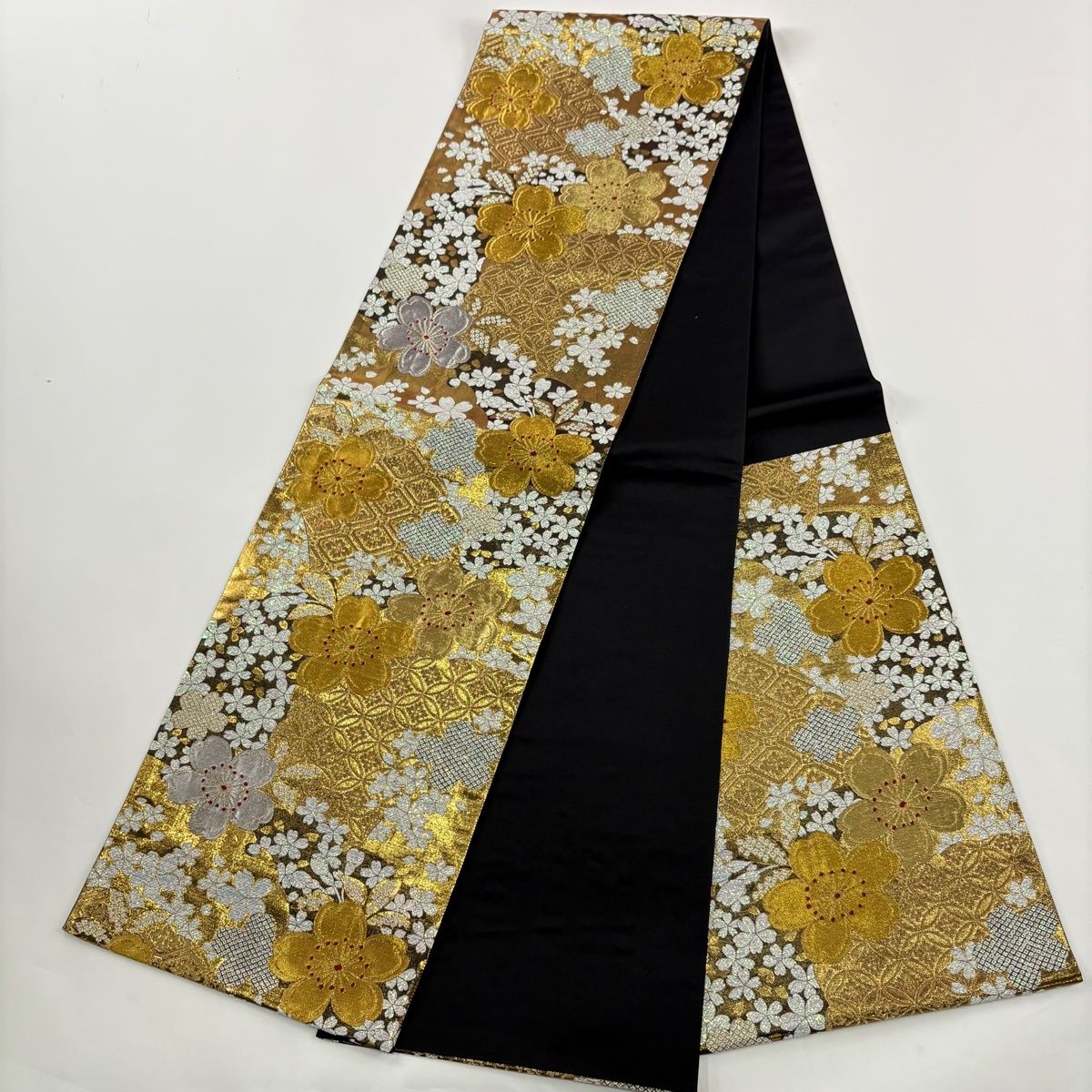 振袖　袋帯　4点セット　桜　蝶　金銀彩　身丈163cm 裄丈66cm M 正絹 振袖 袋帯 4点セット 桜 蝶 金銀彩 身丈163cm 裄丈66cm M 正絹