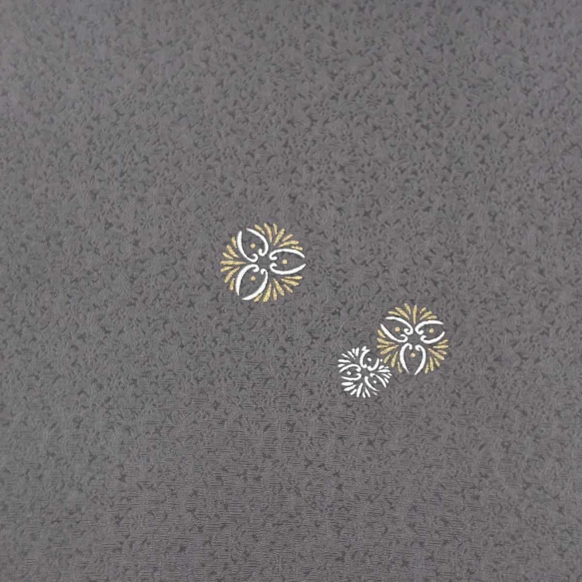 反物 名品 小紋 落款 二代目 川村久太郎 幾何学模様 地紋 金彩 灰茶 正絹