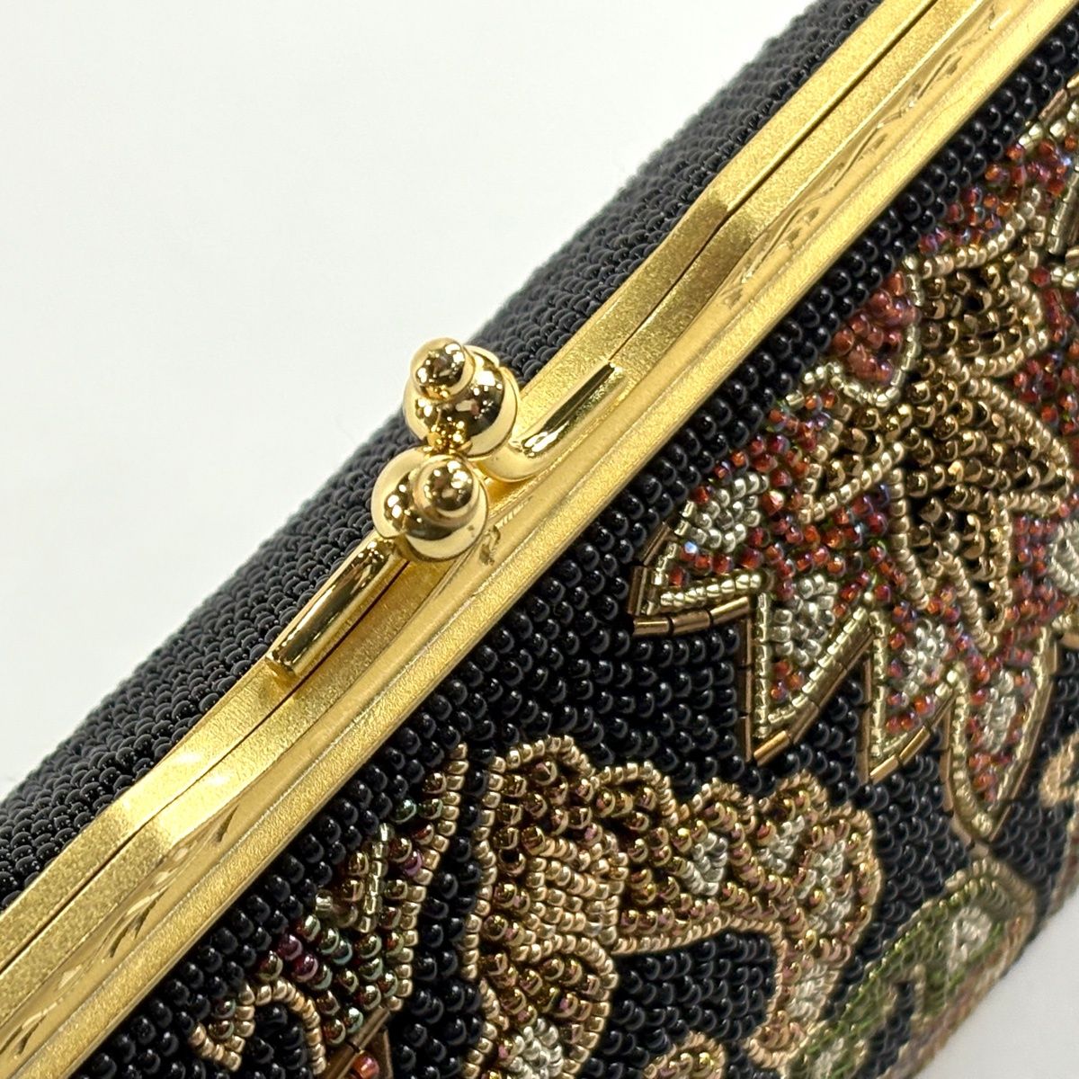 美品】 和装バッグ 優品 ビーズバッグ フォーマル 草花 黒 ビーズ 和装