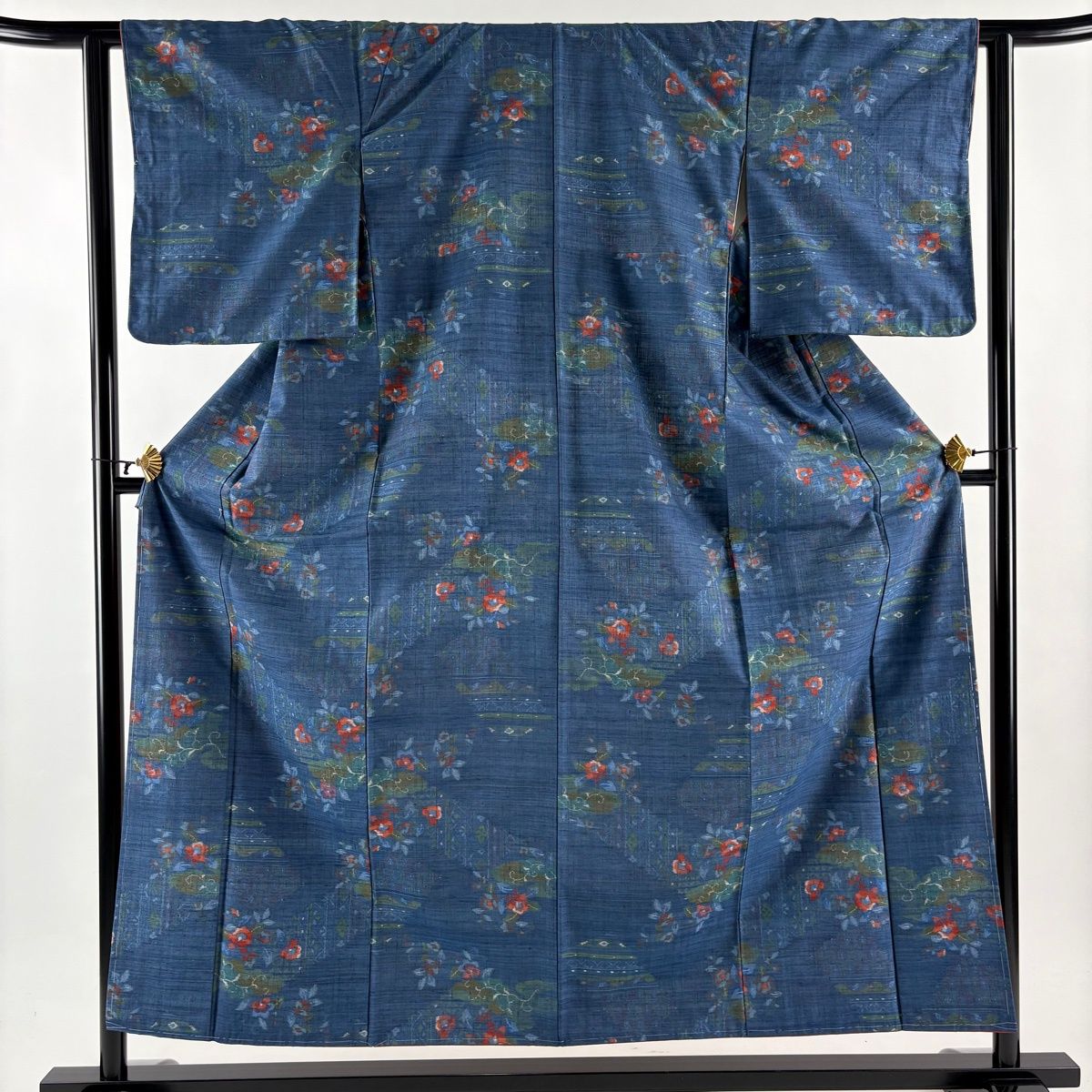 美品】 紬 身丈156cm 裄丈61.5cm S 袷 小千谷紬 証紙 草花 藍色 正絹 