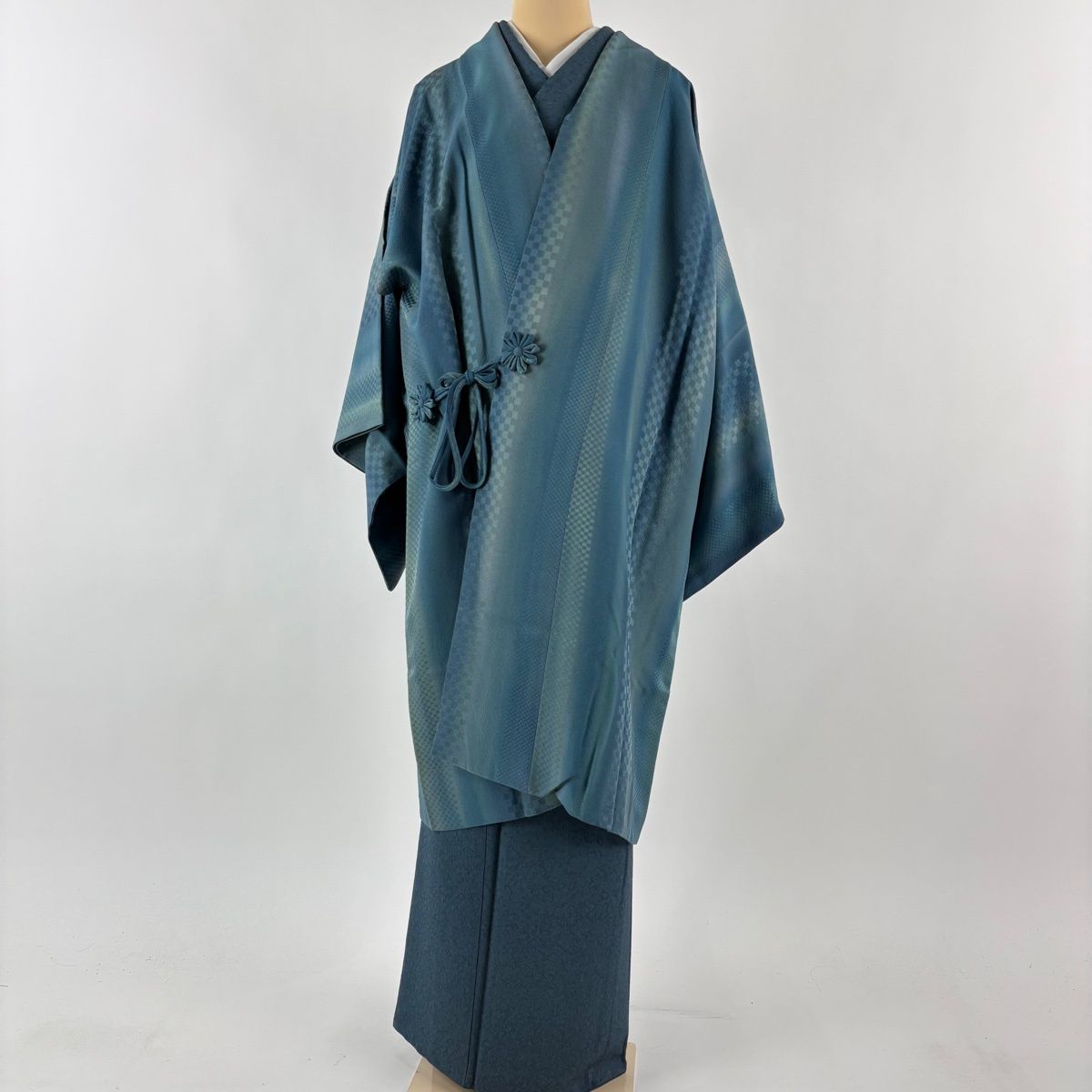 道中着 身丈107 cm 裄丈67 M 和装コート 地紋 縦ぼかし 青緑 正絹