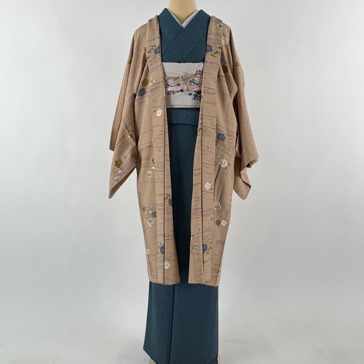 羽織 身丈104.5 cm 裄丈67.5 L 梅 霞 薄茶色 正絹